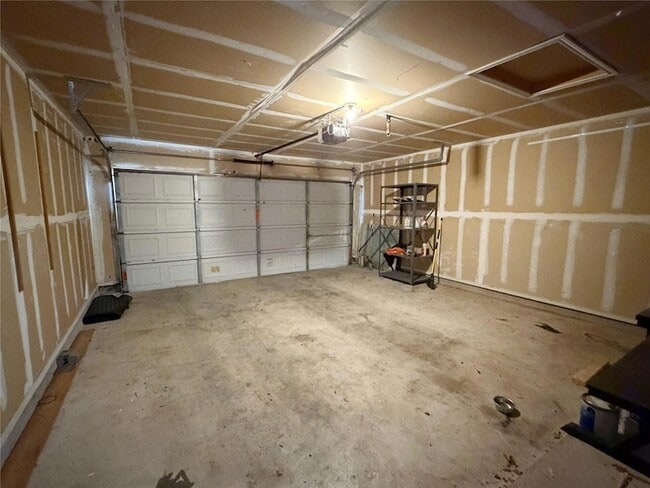 Building Photo - 2224 Coats Cir