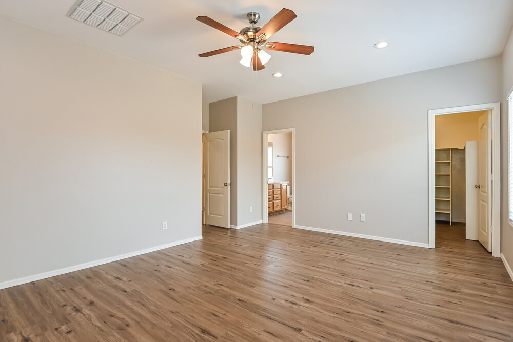 Building Photo - 6871 S Martlet Dr