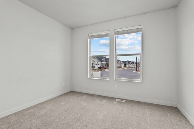 Building Photo - Beautiful 5 Bed / 3 Bath Single-Family Home in Lindon