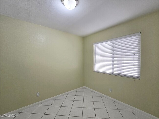 Building Photo - 4613 Fireside Ln