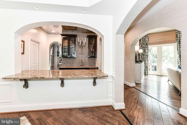 Building Photo - 777 3rd St