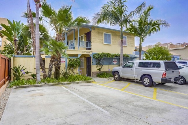 Primary Photo - 50% OFF FIRST MONTH! Studio in Pacific Beach Apartment Community