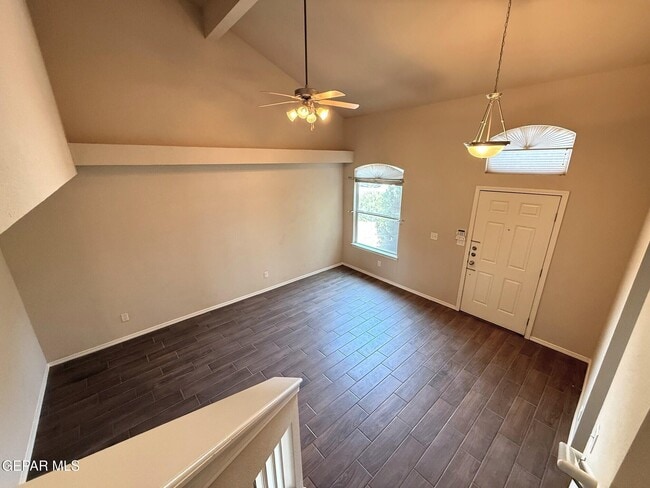 Building Photo - 6305 Rosa Gandara Pl