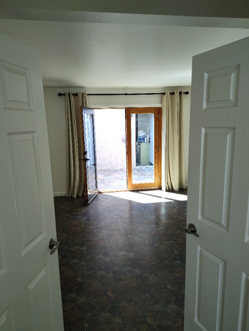 Building Photo - 44715 La Paz Rd