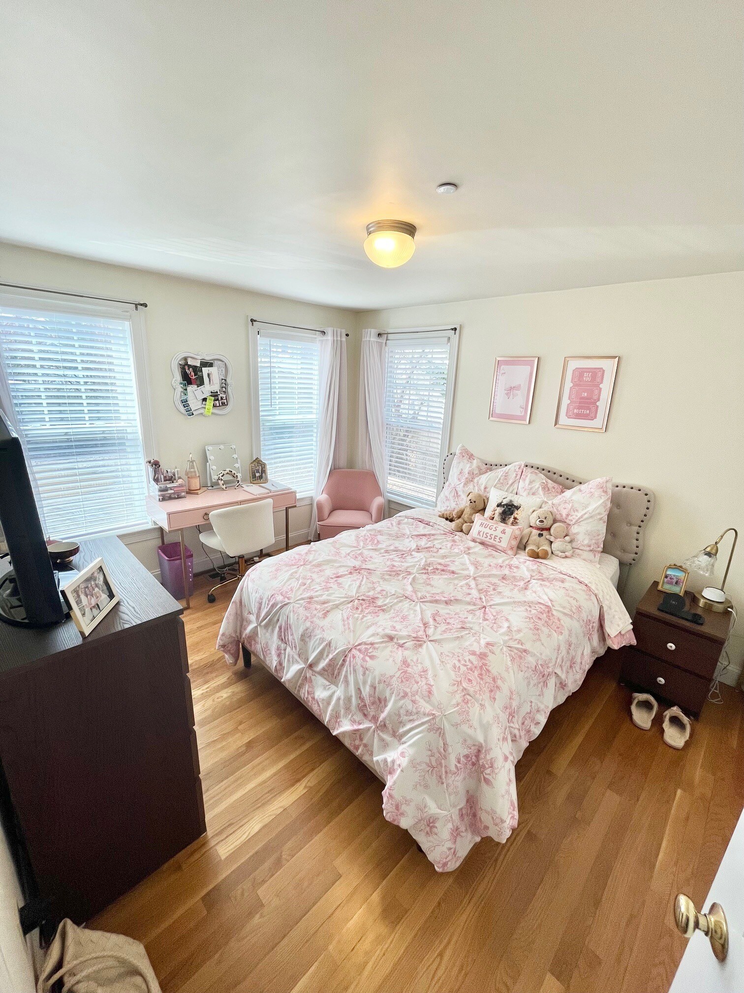 Building Photo - 17 Raymond St