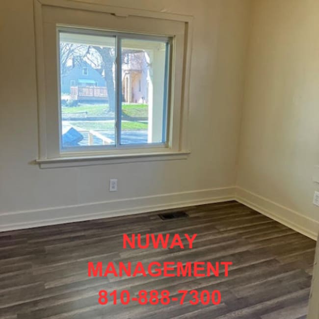 Building Photo - 810-888-7300