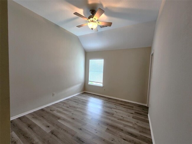 Building Photo - 13007 Balsam Lake Ct