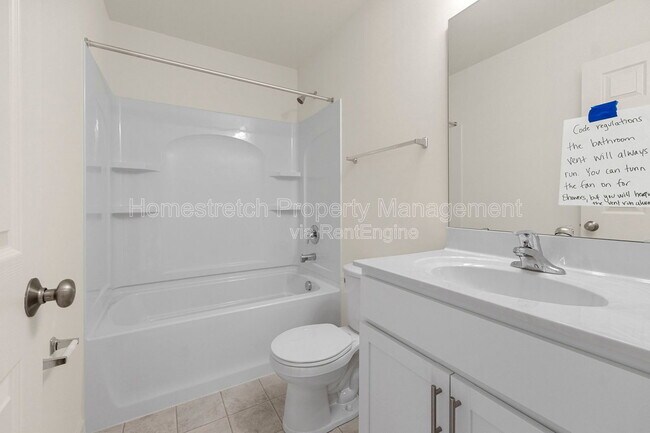Building Photo - 176 Canal Cottage Aly