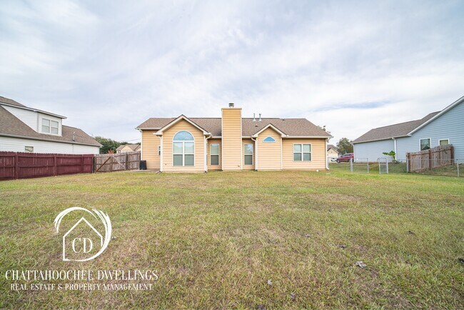 Building Photo - 30 Churchhill Dr