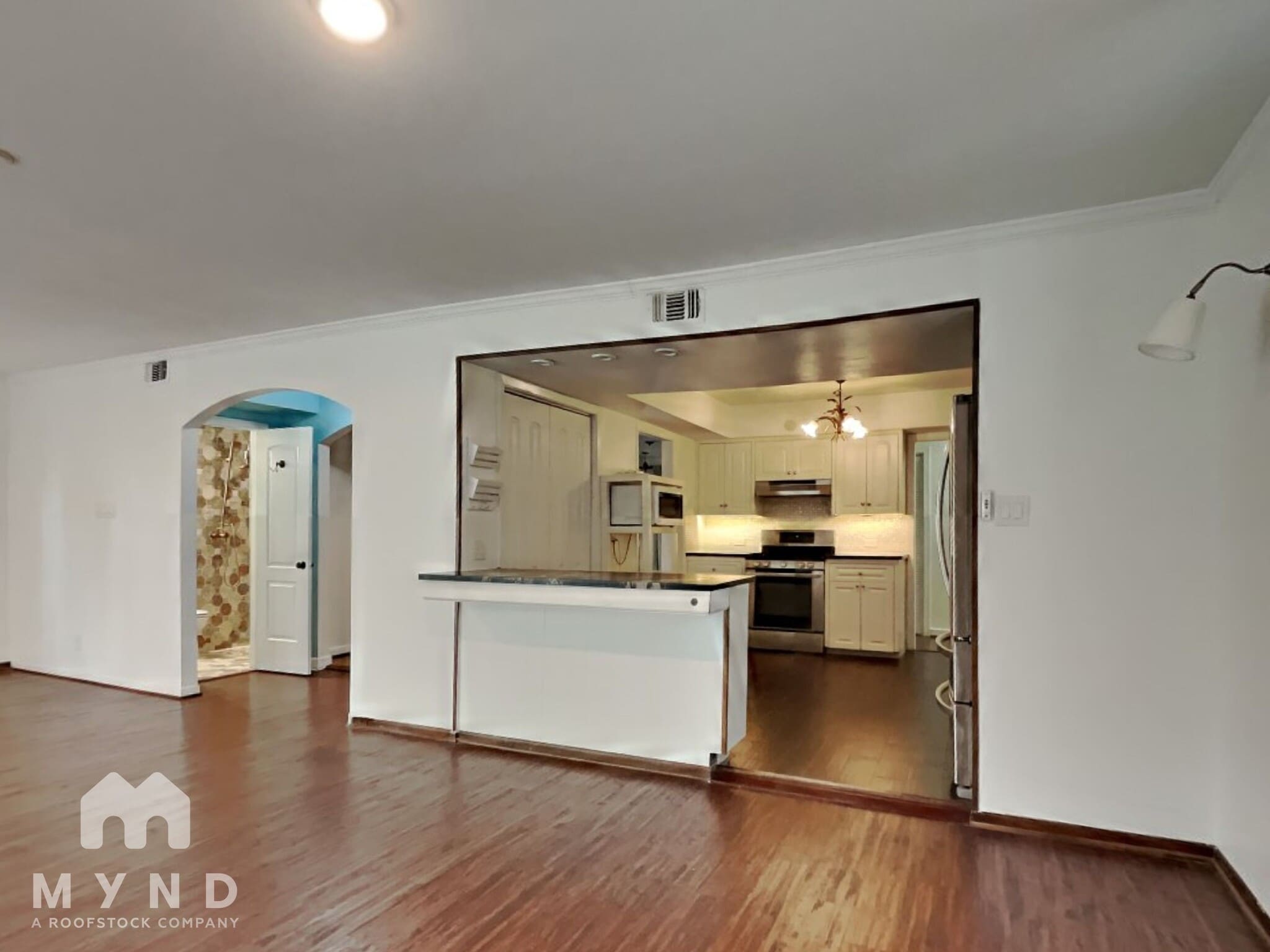 Building Photo - 6907 Schiller St