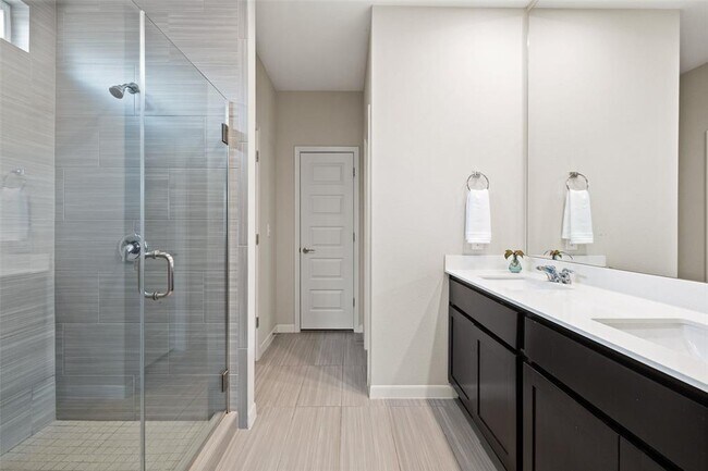 Building Photo - 9809 Eloquence Dr