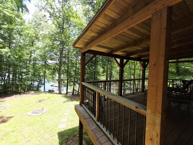 Building Photo - 375 E River Bend Dr