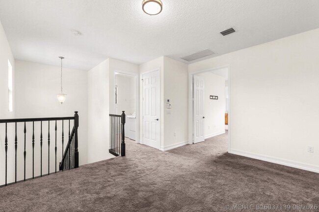 Building Photo - 14018 Gold Tigereye Trl