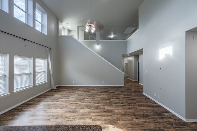 Building Photo - 18318 Canary Bluff Ln