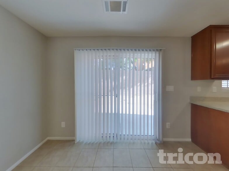 Building Photo - 9358 Shawnee Mission Ave