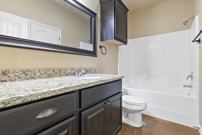 Building Photo - 429 Baby Bear Dr