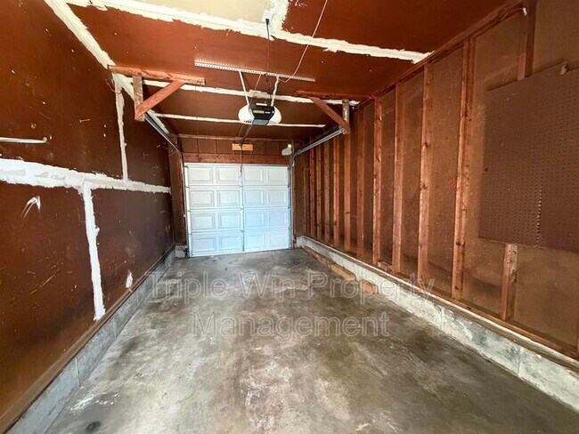 Building Photo - 1344 Coppergate Ln