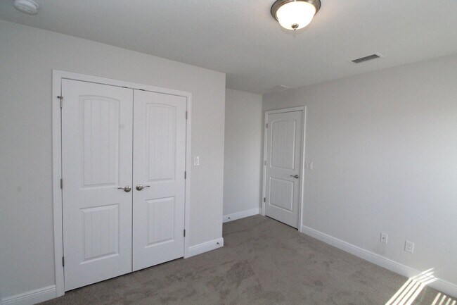 Building Photo - 4BR/2.5BA Home Near NAS Pensacola with First-Floor Primary, Stainless Kitchen & Covered Patio