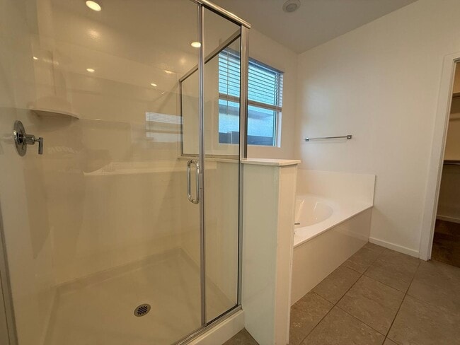 Building Photo - 17760 W Cassia Way