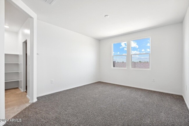 Building Photo - 38220 W Cannataro Ln