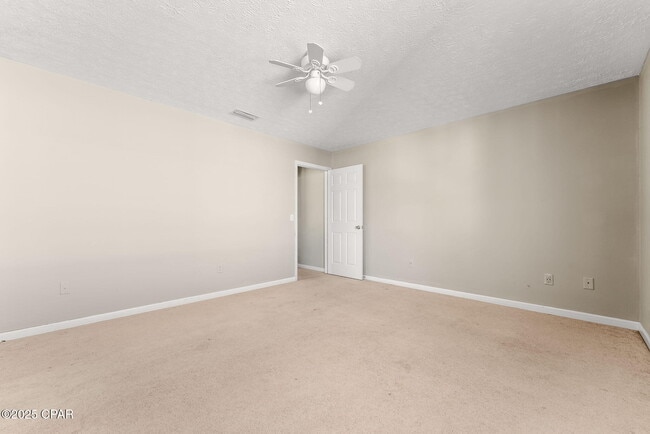 Building Photo - 133 White Cap Wy