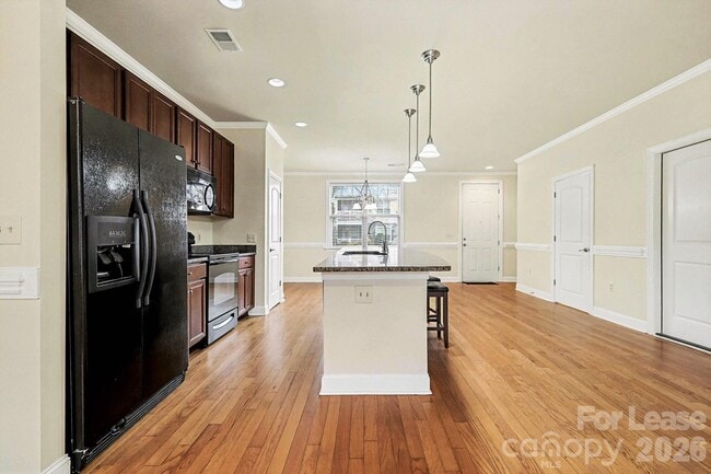 Building Photo - 103 Steinbeck Wy