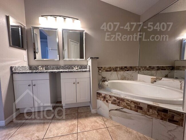 Building Photo - 1846 Spruce Ridge Dr