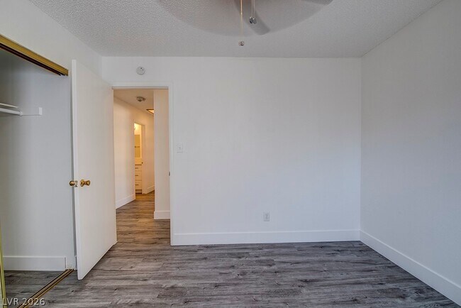 Building Photo - 5461 Palmyra Ave