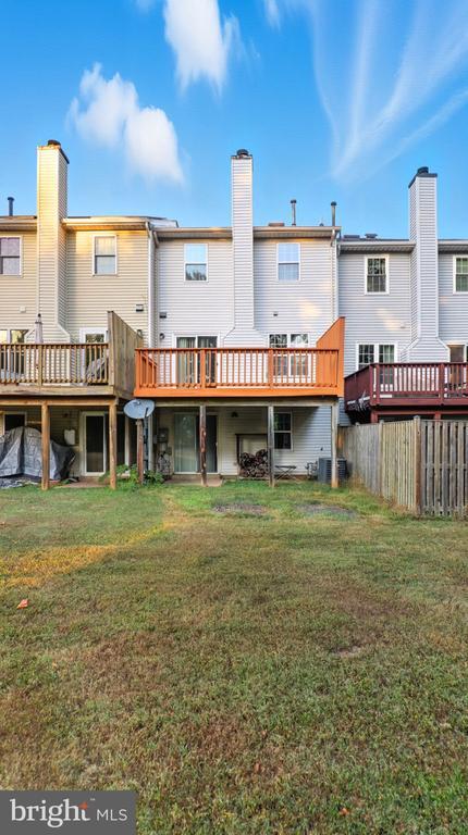 Building Photo - 15526 Owens Glen Terrace