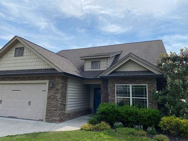 Primary Photo - Now Offering ONE-MONTH FREE as Move-in Cre...