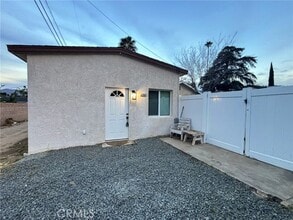 Building Photo - 2059 Marlborough Ave