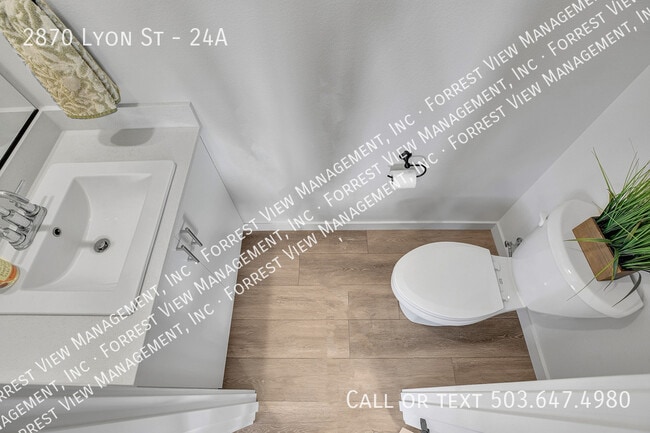 Building Photo - 2870 Lyon St