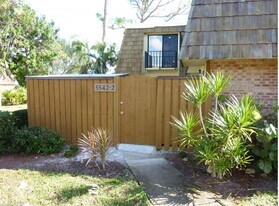 Building Photo - 5542 Malt Dr