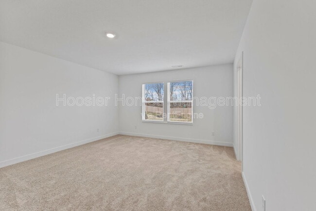 Building Photo - 15274 Farrington Rd