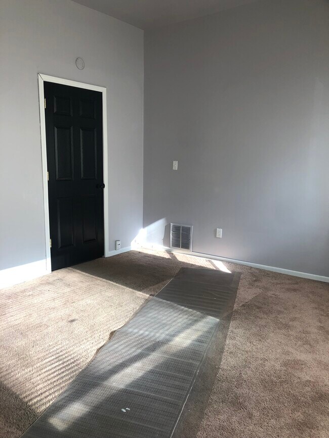 Bedroom 3 - 328 N 34th St
