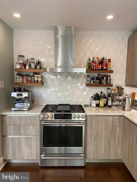 Building Photo - 805 Rosehill Dr