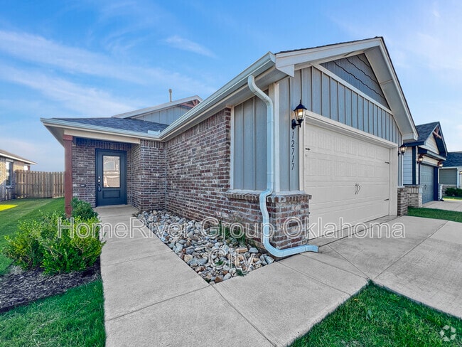Building Photo - 12717 Torretta Wy