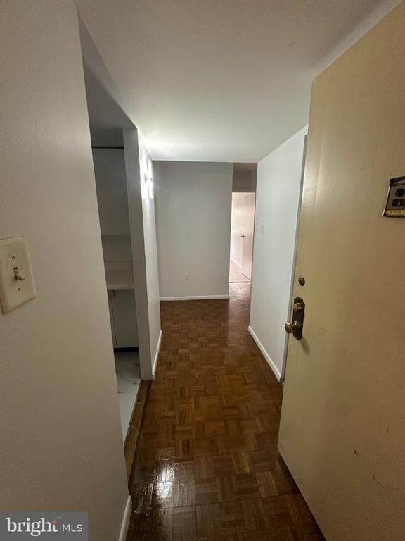 Building Photo - 100 West Ave