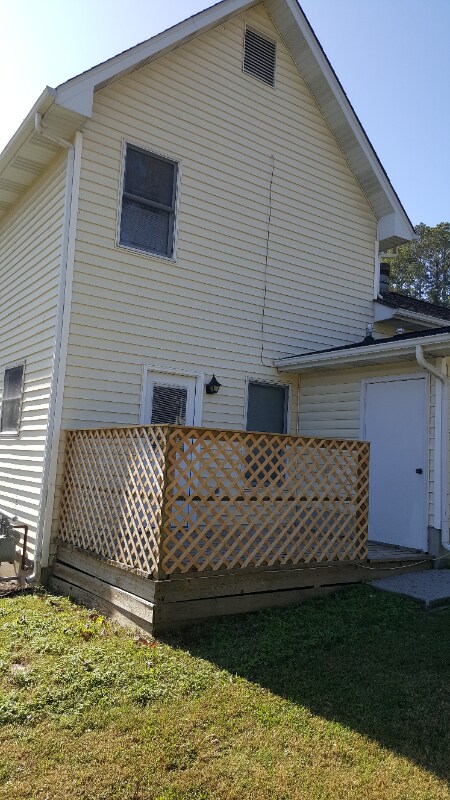 Building Photo - 209 Hicks Dr