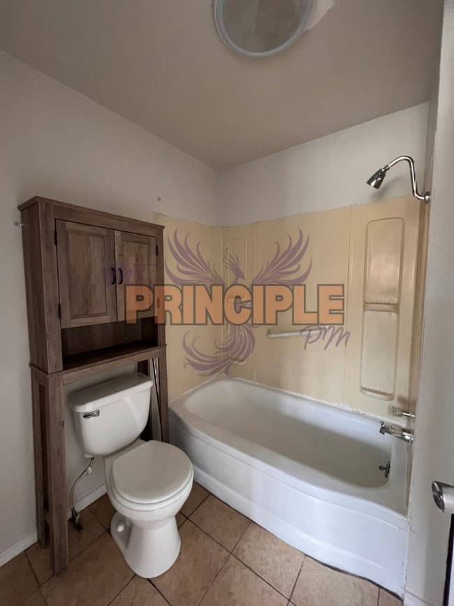 Building Photo - Charming 3 bedroom home for Rent