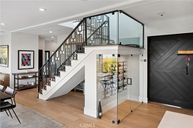 Building Photo - 3642 Alta Mesa Dr