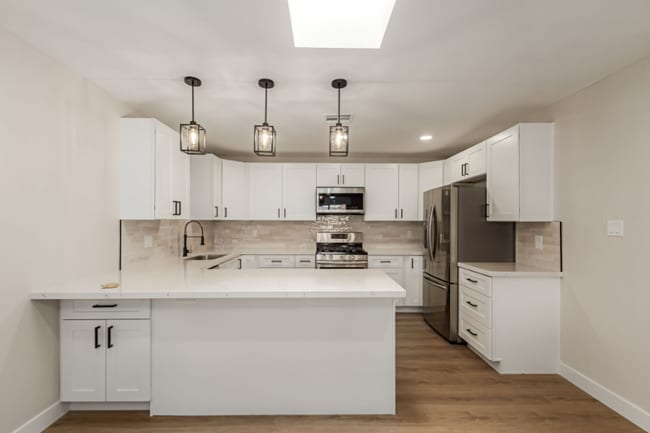 Building Photo - 3420 N 60th Ave