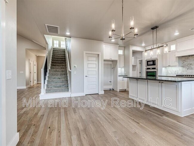 Building Photo - 4308 Luke Ln