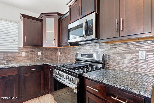 Building Photo - 12235 Joaquin Roman Ln