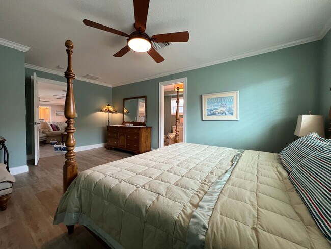 Building Photo - Furnished ** Punta Gorda Isles Vacation Home ** Heated Pool ** Canal / Boat Dock ** $6,500