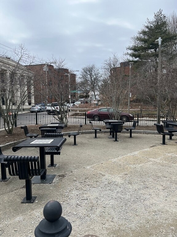 Building Photo - 14 Linwood St