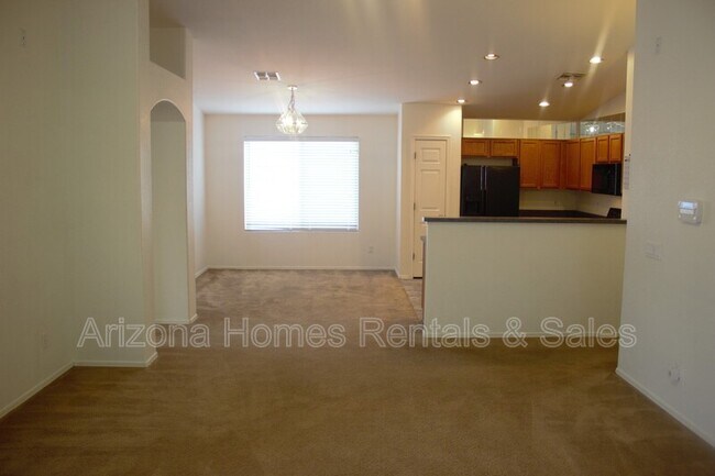 Building Photo - 10232 E Desert Mesa Dr
