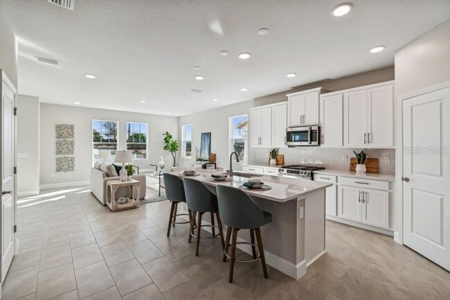 Building Photo - 17329 Beachgrass Aly