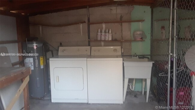 Building Photo - 1934 Rodman St