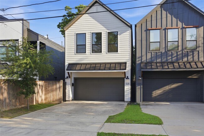 Building Photo - 5218 San Juan St
